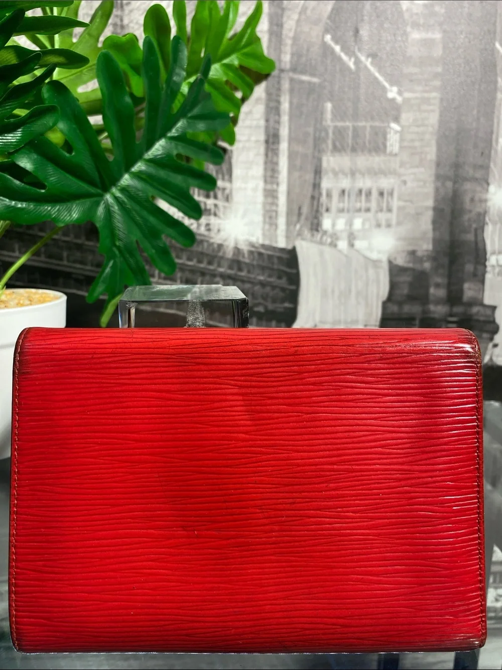 Authentic Louis Vuitton Epi Porte Tresor Wallet